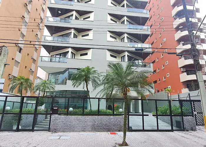 Cobertura Duplex Com Piscina - Praia Pitangueiras - Beach Host Guarujá